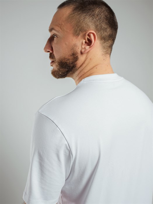 Футболка Россия с вышивкой белая - фото 7447