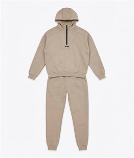 Спортивный костюм утеплённый с эмблемой IBA бежевый